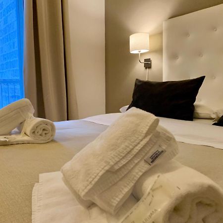 Hotel A Due Passi Dal Ponte Taranto Exteriér fotografie